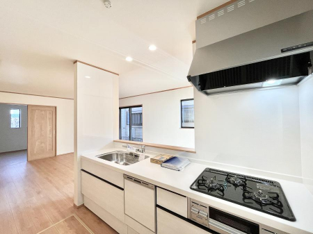 �L�b�`���@�������������I�ɁA�y�����I�V�X�e���L�b�`��  