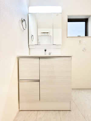 ���ʑ�E���ʏ��@���[�͂Ƌ@�\���ɗD�ꂽ���ʉ��ϑ�