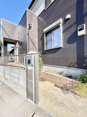 ց@փAv[`ɂ̓v^[ׂċG߂̉ԂłqlĂȂł܂B