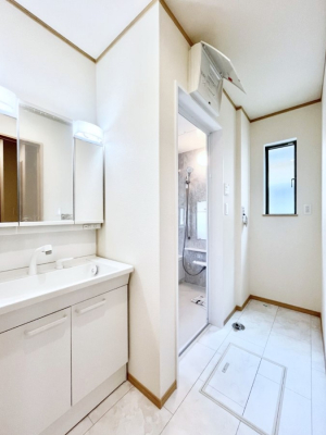 ʑEʏ@Ă̂ŎC̑ꏊłCłKłB̐gxxCǂs܂ˁB