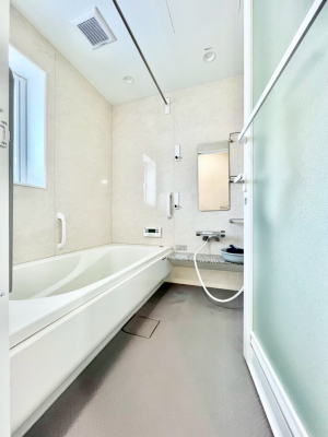 �����@����̔�������Ă���閾�邢�������̂���o�X���[��