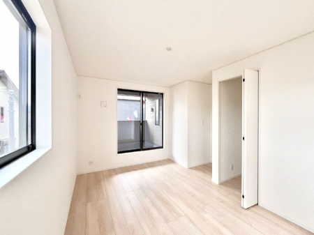 ���̑����ρ@�o���R�j�[���J�������v���X���Ă����m��