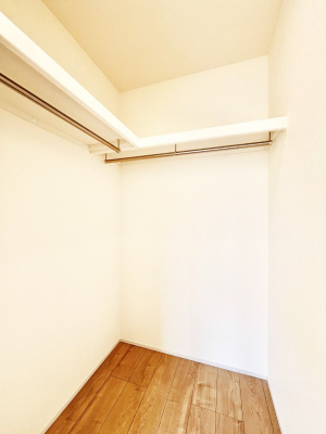 ���̑��@�ߗނ��n���K�[�Ɋ|�����܂܎��[�ł���WIC�B�ߗނ̐������ڂ����₷���ĕ֗��ł��I