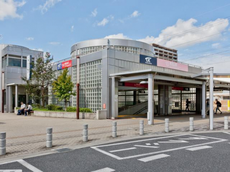 ���ӊ��@�w 1600m ���΃G�N�X�v���X�여�R�w