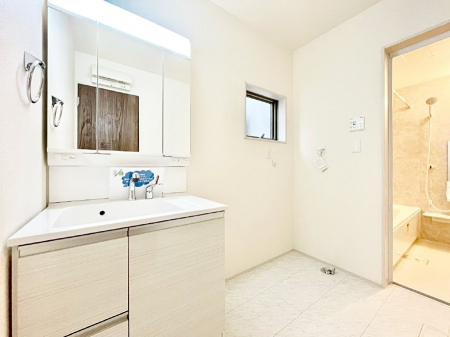 ���̑��@���������Ă���̂Ŏ��C�̑����ꏊ�ł����C���\���s���܂��B�����̐g�x�x���C�����ǂ��I