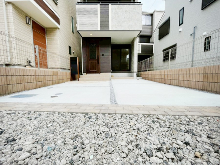 @ڂ̑OԏꂾƉJ̓ʂɂ֗ł