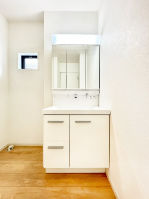 ���ʑ�E���ʏ��@���[�͂Ƌ@�\���ɗD�ꂽ���ʉ��ϑ�