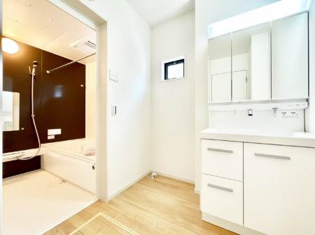 ���ʑ�E���ʏ��@�������̂�����K��Ԃł��B�����̐g�x�x���C�����ǂ����g�������܂��B 