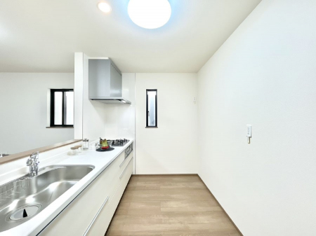 �L�b�`���@��Ƃ肠��L�b�`���ł͂��Ƒ��Ɗy�������������ł��܂��B