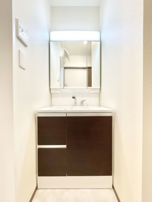 ���ʑ�E���ʏ��@�傫�����₷���O�ʋ��Ő�����������ʑ�́A�g�����Ȃ݃`�F�b�N�┧�̂������ɂ������߂ł��B 