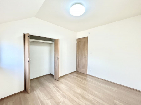 �q�������@�q�������ɂ��������߂Ȏ��[�X�y�[�X�����Ղ�̋���