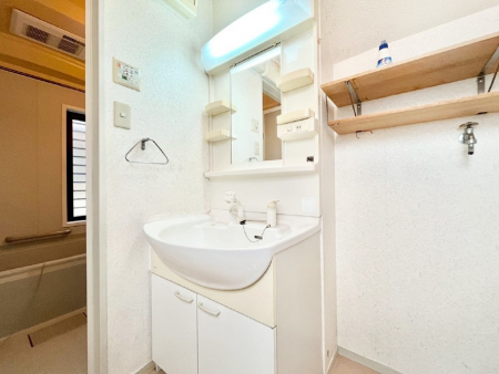 ʑEʏ@Ƃ̐ʃXy[XŒ̐gxxX[Y