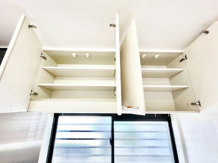 ̑ρ@Lb`㕔̒݌˒Iݒu܂B