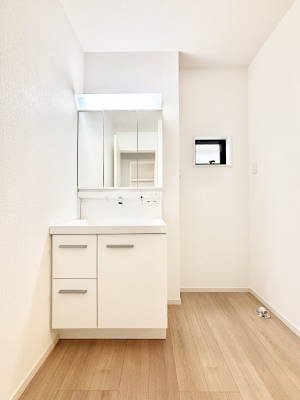 ���ʑ�E���ʏ��@���[�͂Ƌ@�\���ɗD�ꂽ���ʉ��ϑ�