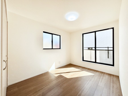 ���̑����ρ@�o���R�j�[���J�������v���X���Ă����m��