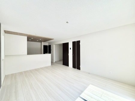 ���̑����ρ@�Ƒ������R�ƏW�܂�e���̃X�y�[�X�ɂȂ肻��  