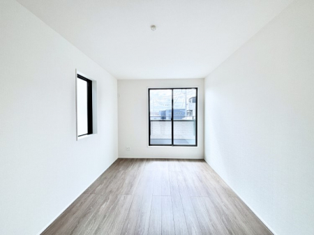 ���̑����ρ@�o���R�j�[���J�������v���X���Ă����m��