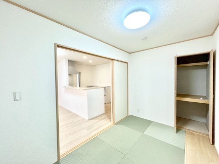 ̑ρ@rOƗׂ荇ĂaBقƈꑧła̋ԂYꂸɁB 