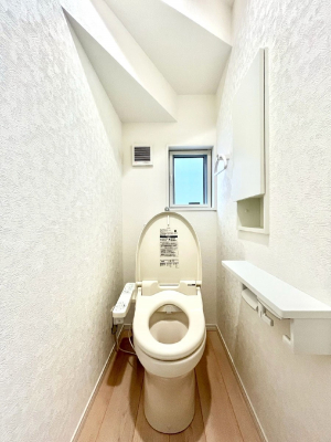 gC@gC1K2KꂼɔzuĂĂƂĂ֗łB 