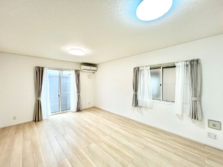 ̑ρ@ƑRƏW܂ẽXy[XɂȂ肻  