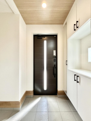 ց@V[YCN[NťցBƑŠCJȂǂ[ł܂B