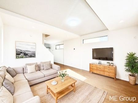 ���r���O�@�������������͋C�̂k�c�j�͉Ƒ��݂�Ȃ̉��K��ԁ��Ƌ��CG�ł�