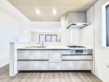 �L�b�`���@�������������I�ɁA�y�����I�V�X�e���L�b�`��  