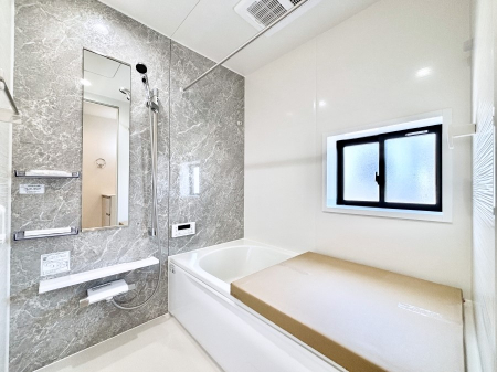 �����@����̔�����₷��؂ȃo�X�^�C���B�������Ƃ����C���y����Ŕ����Ƃ肽���ł��ˁI  