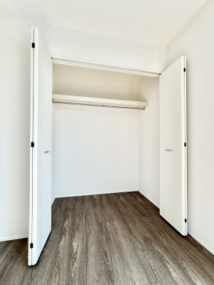 ���[�@�m���̃N���[�[�b�g�B���s��������̂Ō���̈ߗނ�����������܂�܂��B