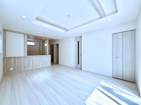 ���̑����ρ@�Ƒ������R�ƏW�܂�e���̃X�y�[�X�ɂȂ肻��