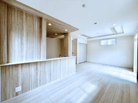 ���̑����ρ@�Ƒ������R�ƏW�܂�e���̃X�y�[�X�ɂȂ肻��