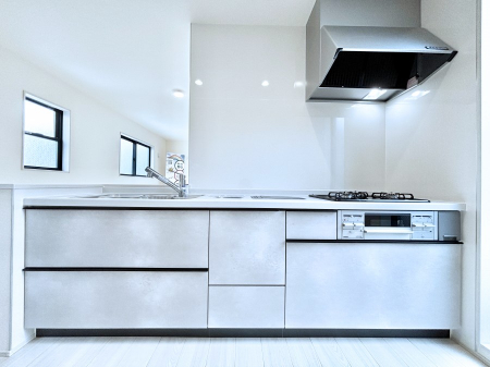 �L�b�`���@�������������I�ɁA�y�����I�V�X�e���L�b�`��  