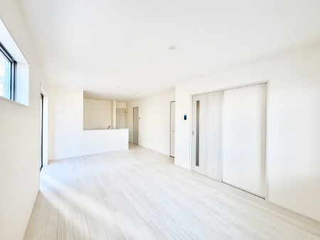 ���̑����ρ@�Ƒ������R�ƏW�܂�e���̃X�y�[�X�ɂȂ肻��