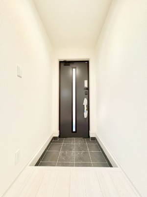 ���ց@�K���X�X���b�g�̓��������փh�A�������Ɍ���͂��Ă���܂�