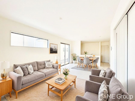 ���r���O�@�������������͋C�̂k�c�j�͉Ƒ��݂�Ȃ̉��K��ԁ��Ƌ��CG�ł�