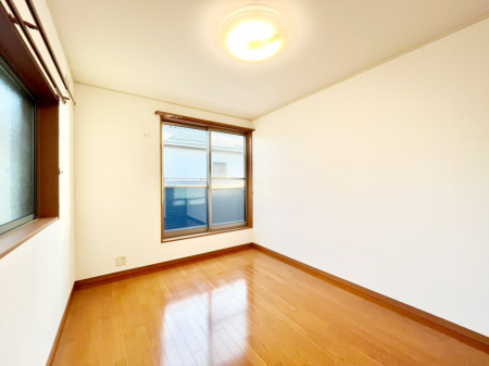 ���̑����ρ@�o���R�j�[���J�������v���X���Ă����m��