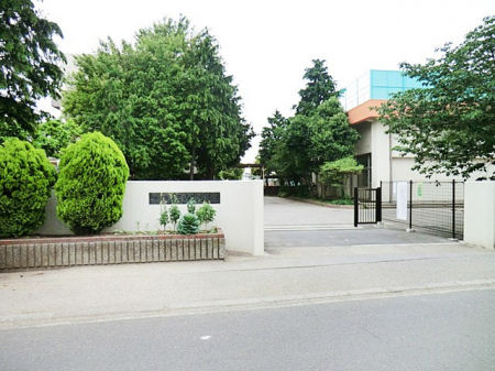 ���ӊ��@���w�Z 1100m �D���s���O�R���w�Z