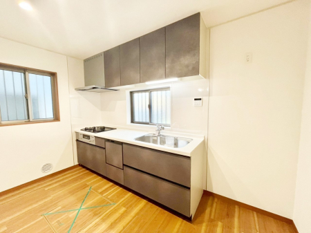 �L�b�`���@�L�X�Ƃ����g������̗ǂ��L�b�`���œ��X�̂��������y�����Ȃ肻��