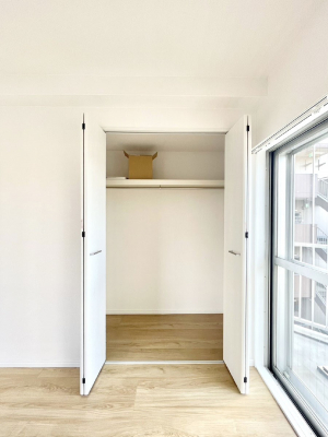 ���[�@�����Ղ�̎��[�X�y�[�X�ł��ł��Z��Ԃ��X�b�L���ۂĂ���