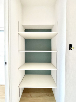 ���̑����ρ@�L�����[�B�|�������G�߂̏��������[���邱�Ƃ��ł��܂��B