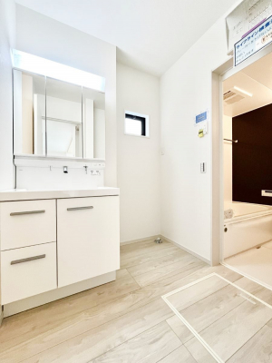 ���̑��@�g�x�x���X���[�Y�ɂ����Ȃ���E�ߏ�B  