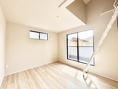 ���̑����ρ@�o���R�j�[���J�������v���X���Ă����m��