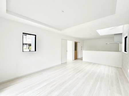 ���r���O�@�Ƒ��c���̎��Ԃ����������Ȃ��났�̃��r���O�_�C�j���O�B   �@