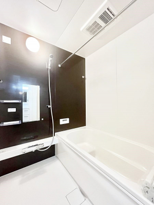 �����@����̔�������Ă���閾�邢�������̂���o�X���[��