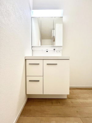 ���ʑ�E���ʏ��@�傫�����₷���O�ʋ��Ő�����������ʑ�́A�g�����Ȃ݃`�F�b�N�┧�̂������ɂ������߂ł��B 