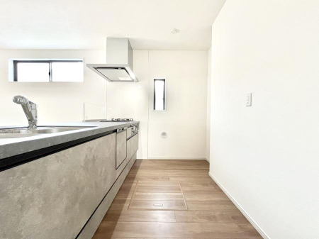 �L�b�`���@��Ƃ肠��L�b�`���ł͂��Ƒ��Ɗy�������������ł��܂��B