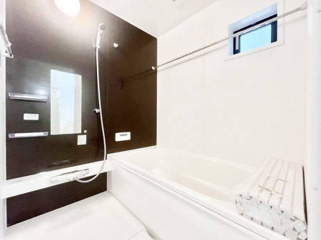 �����@����̔�������Ă���閾�邢�������̂���o�X���[��