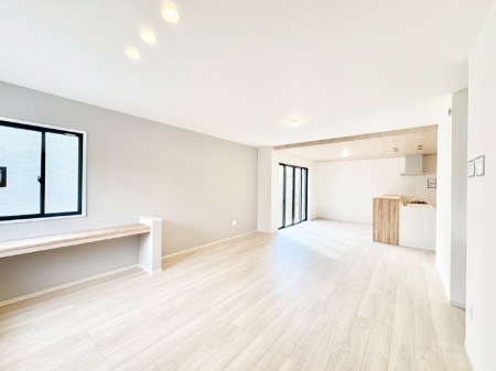 ���̑����ρ@�Ƒ������R�ƏW�܂�e���̃X�y�[�X�ɂȂ肻��