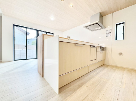 �L�b�`���@���������Ȃ��炲�Ƒ��Ƃ̉�b���y���߂�ΖʃJ�E���^�[�L�b�`��