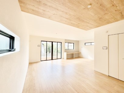 ���̑����ρ@�Ƒ������R�ƏW�܂�e���̃X�y�[�X�ɂȂ肻��